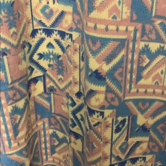 ❤️ 2 for $20 ❤️ NWT! Women’s Lularoe Joy Size Small - Picture 2 of 3